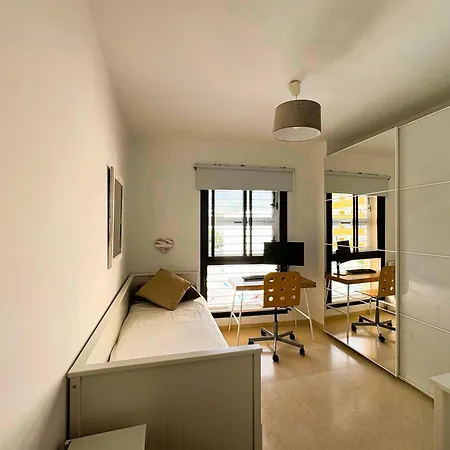 Golden Mile Sea View Apartment